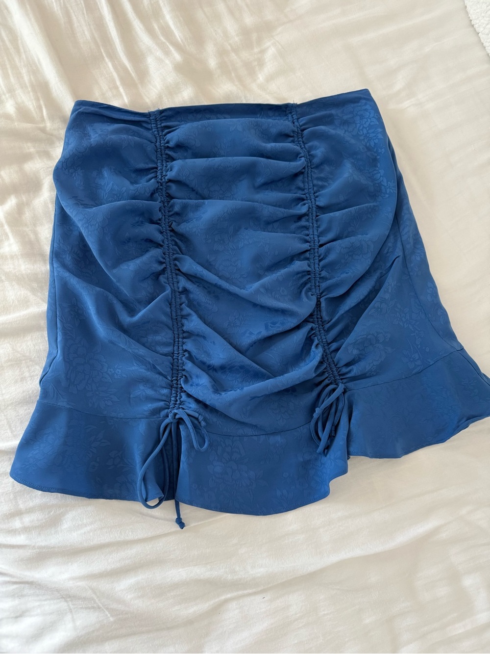 BCBGeneration Navy Blue Ruched Jacquard Mini Skirt with Ruffle Hem